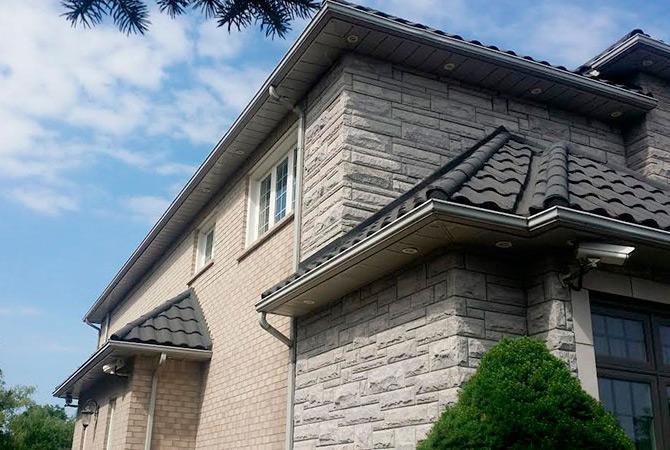 https://faytrimbuildinggroup.ca/wp-content/uploads/2023/07/Eaves.jpg